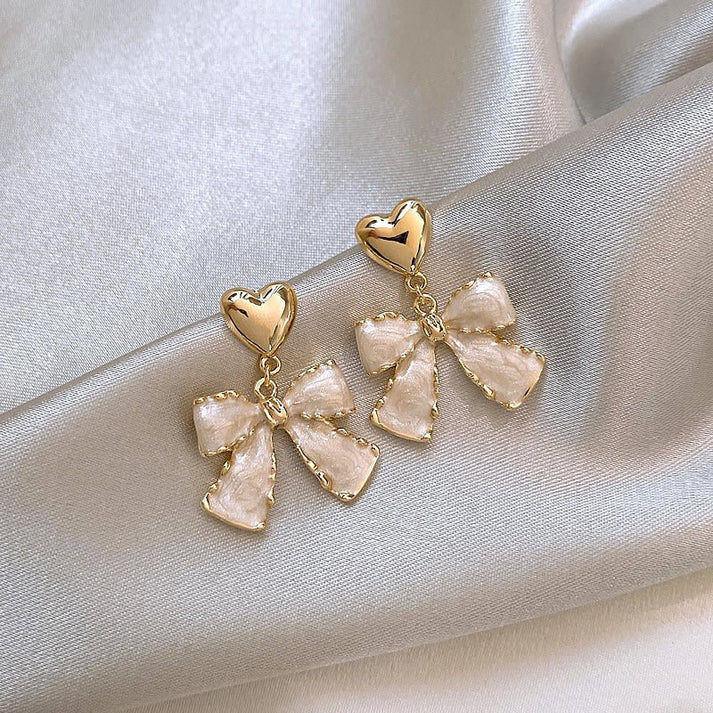 Fancy Gold Glam Bow - Earring