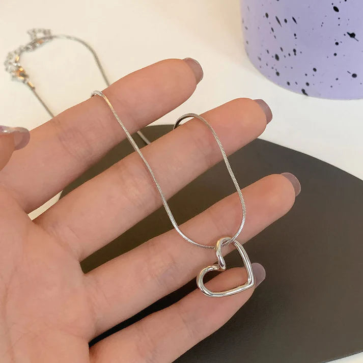 Silver Heart - Necklace Style 2